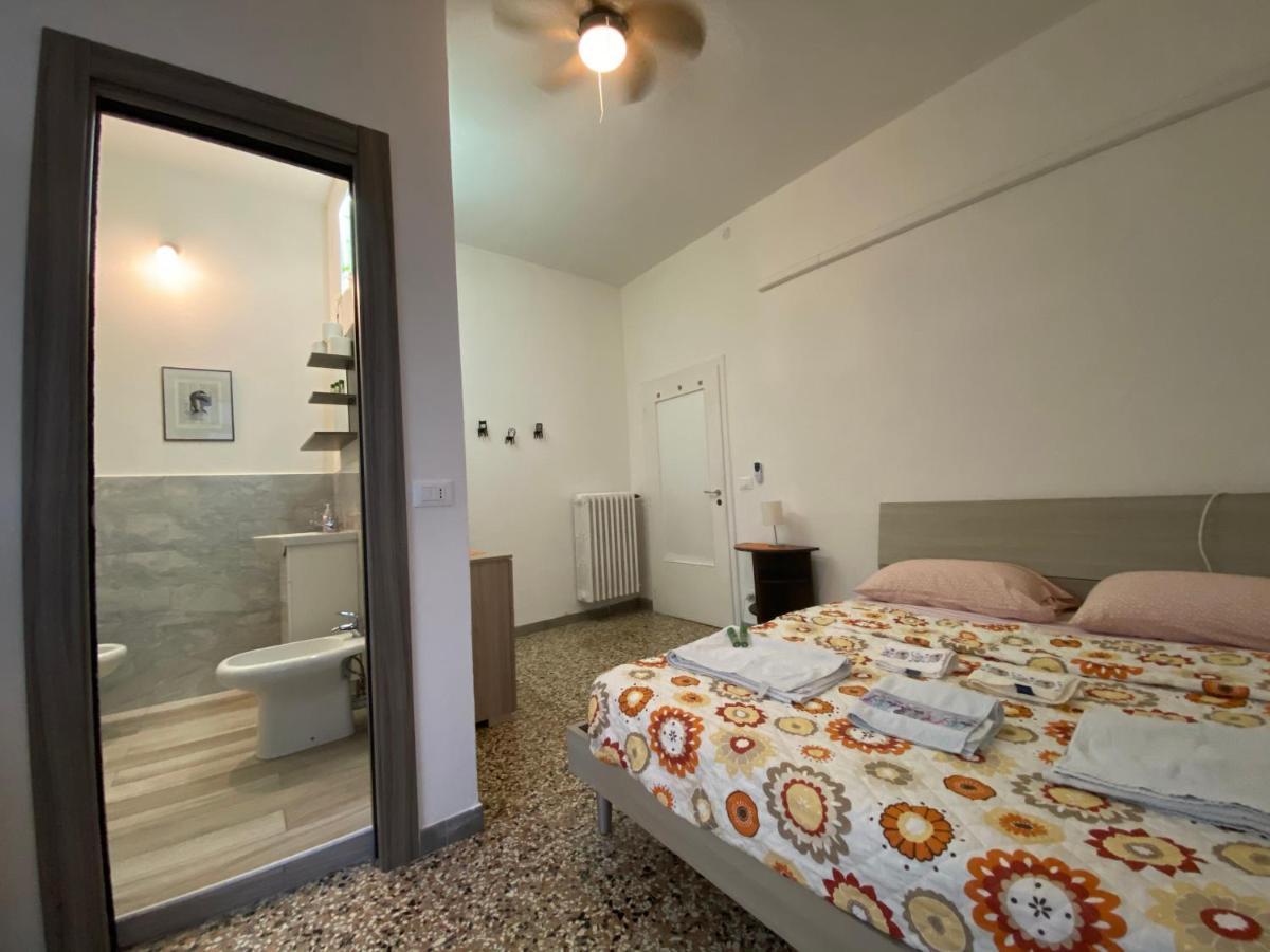 Venezia Lovely Rooms Lido di Venezia Bagian luar foto